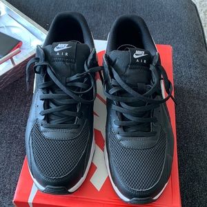 Size 11 Nike Air Maxx